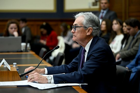 顺策略 鲍威尔稳获国会支持 许多议员忌惮总统权力过大